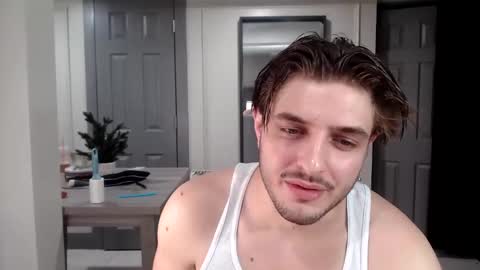 Snapshot of maxx2fun chatting on 10, 9, 2025 maxx2fun online show from 10, 9, 2025