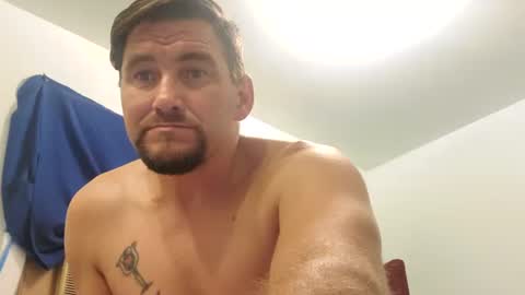 Snapshot of maxx916 chatting on 20, 10, 2025 Max online show from 20, 10, 2025