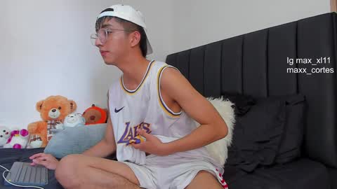 maxx_cortes online show from 2, 2, 2025