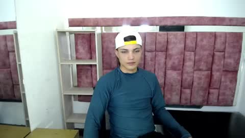 Snapshot of maxxlouis chatting on 16, 5, 2026 MaxxLouis online show from 16, 5, 2026
