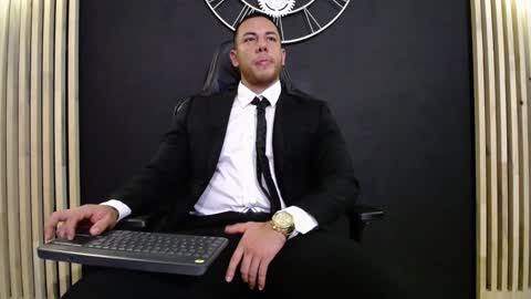 maxxxpowerful online show from 1, 2, 2025