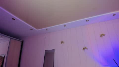 May Flower online show from 7, 4, 2026