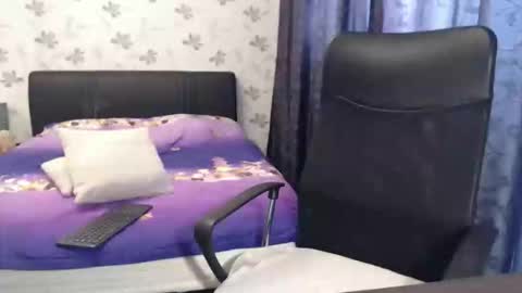 Maya online show from 9, 4, 2026