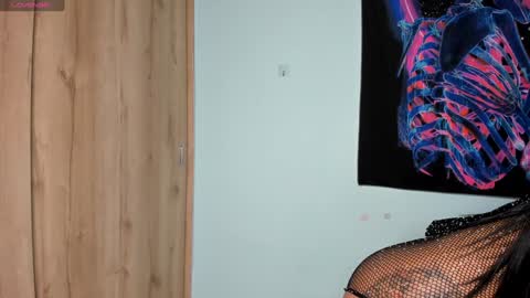 Snapshot of maya__fox chatting on 2, 2, 2025 OF mayitta19 online show from 2, 2, 2025