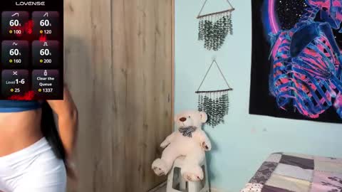 Snapshot of maya__fox chatting on 15, 2, 2025 OF mayitta19 online show from 15, 2, 2025