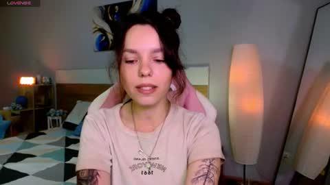 Snapshot of maya_hansen chatting on 4, 7, 2026 MAYA online show from 4, 7, 2026