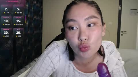 maya_kumashiro online show from 20, 11, 2025