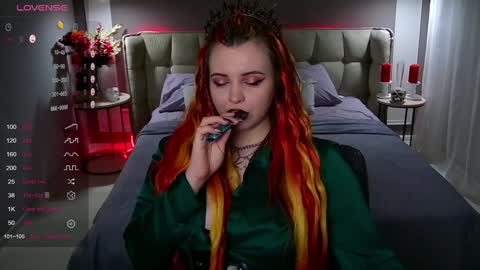 Maya Mils online show from 24, 1, 2025