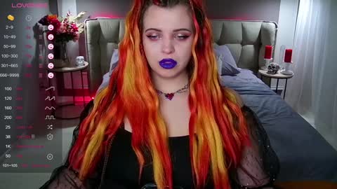 Maya Mils online show from 3, 2, 2025