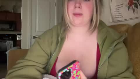 Snapshot of mayabellof chatting on 23, 1, 2025 Maya Belle online show from 23, 1, 2025