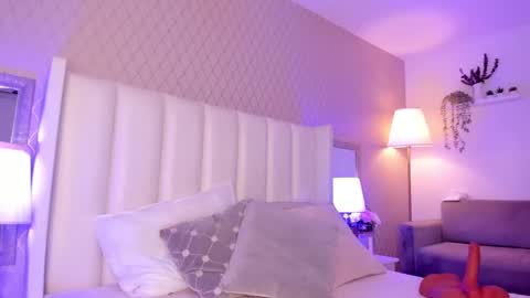 Maya online show from 31, 1, 2025