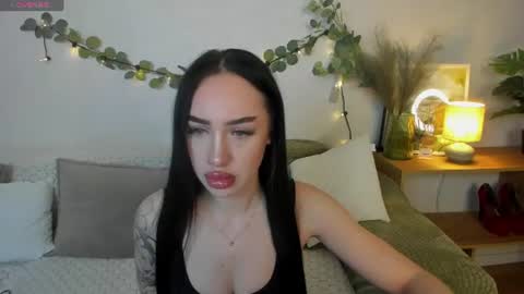 mayaglamourr online show from 16, 6, 2026
