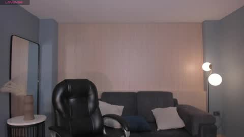 Maya online show from 5, 4, 2026