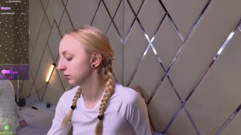 Maya online show from 17, 12, 2025