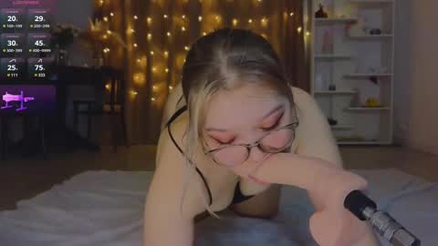 Maya  online show from 21, 2, 2025