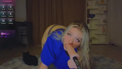 Maya  online show from 23, 9, 2025