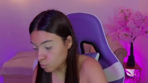Snapshot of mayavexx chatting on 3, 6, 2026 Maya Vexx online show from 3, 6, 2026