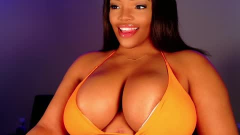 MayBabi online show from 11, 3, 2025