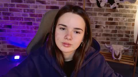 maybloom_ online show from 10, 2, 2026