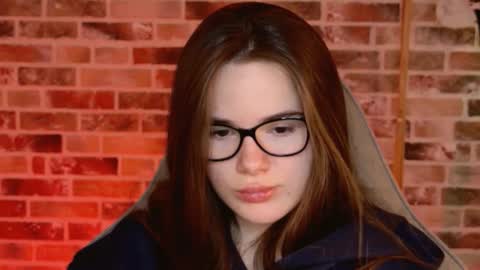 maybloom_ online show from 12, 2, 2026