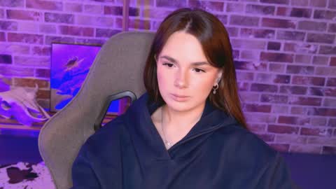 maybloom_ online show from 9, 4, 2026