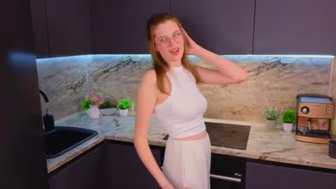 Mia online show from 12, 2, 2025