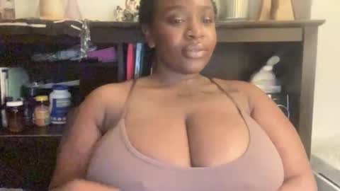 mayluvsu online show from 18, 4, 2026