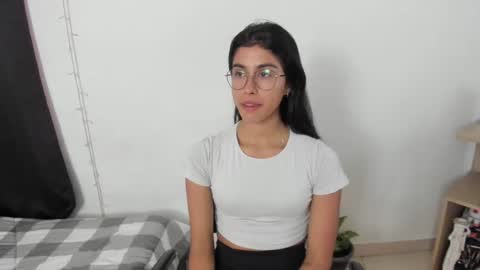 mazikeen_18 online show from 3, 10, 2025