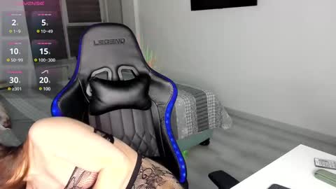 mcfly_11 online show from 7, 3, 2025