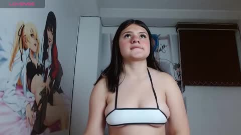 mackenna av online show from 31, 12, 2024