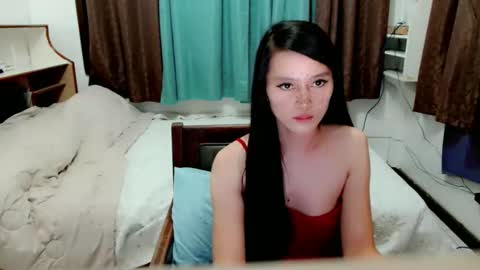 Snapshot of mea_mm19 chatting on 17, 12, 2025 mea_mm19 online show from 17, 12, 2025