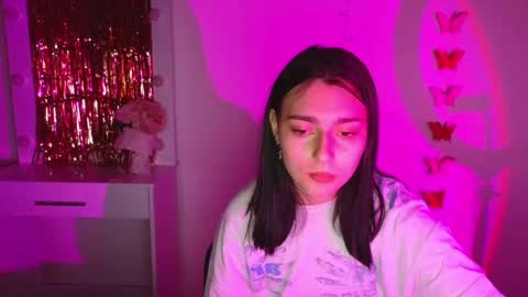 Dina online show from 9, 3, 2025