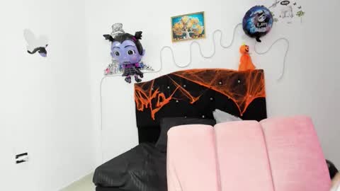 Snapshot of medusa__charity chatting on 4, 11, 2025 medusa__charity online show from 4, 11, 2025