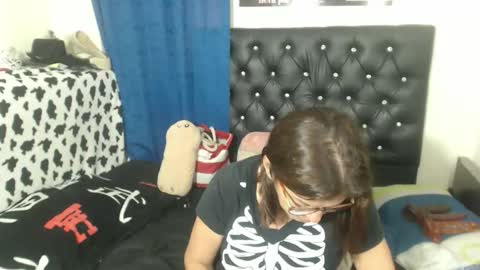 Snapshot of medusalilith69 chatting on 25, 4, 2026 Natalia online show from 25, 4, 2026