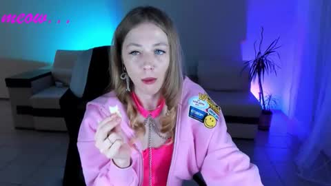 Sweet Meow nonude online show from 15, 10, 2025