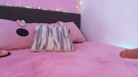 Snapshot of meegan_foxy_ chatting on 2, 6, 2026 Im Megan online show from 2, 6, 2026