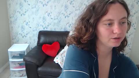 Snapshot of meeka_peeka chatting on 24, 2, 2026 Meeka Peeka online show from 24, 2, 2026