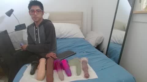 MeekTheTwink18 online show from 17, 10, 2025