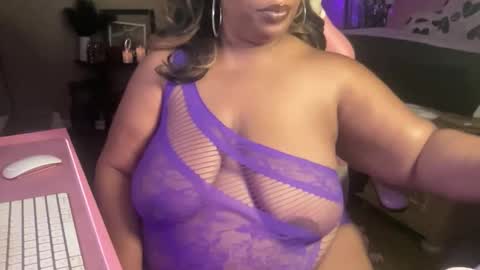 Snapshot of meetsouthernpeach chatting on 2, 11, 2025 Southern Peach online show from 2, 11, 2025