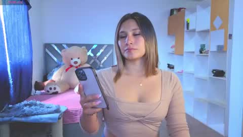 Snapshot of megaan0 chatting on 17, 6, 2026 sofi online show from 17, 6, 2026