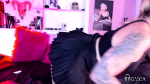 Megan online show from 13, 1, 2026