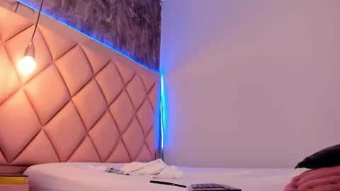 M E G A N online show from 28, 2, 2025