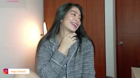 Megan Bluee online show from 19, 1, 2026