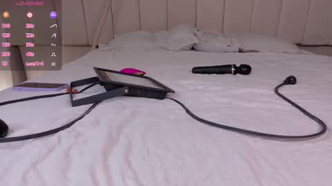 Megan  online show from 5, 11, 2025