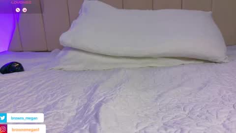 Megan  online show from 25, 3, 2026