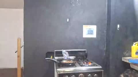 Megan and sophi online show from 8, 11, 2025