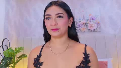 Carolina Paez online show from 9, 7, 2026