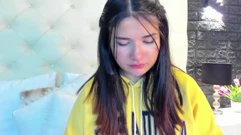     online show from 24, 1, 2025