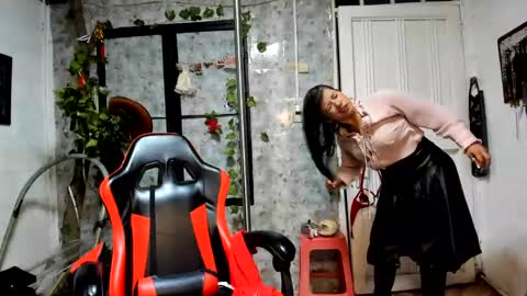 megan grace 20 online show from 15, 2, 2025