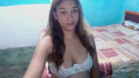 Snapshot of megan_little_ chatting on 14, 12, 2024 amanda online show from 14, 12, 2024